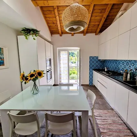 La Graziosa Fully Air Conditioned Flat Lejlighed