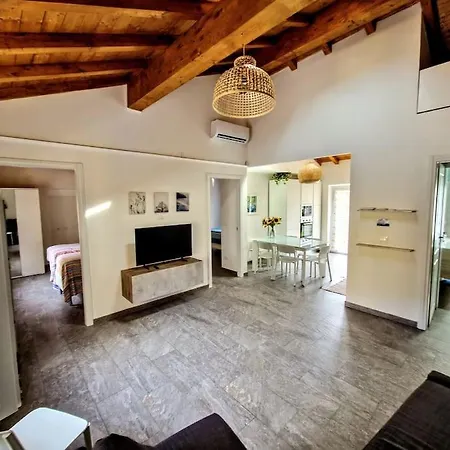 La Graziosa Fully Air Conditioned Flat דירה ג'נובה